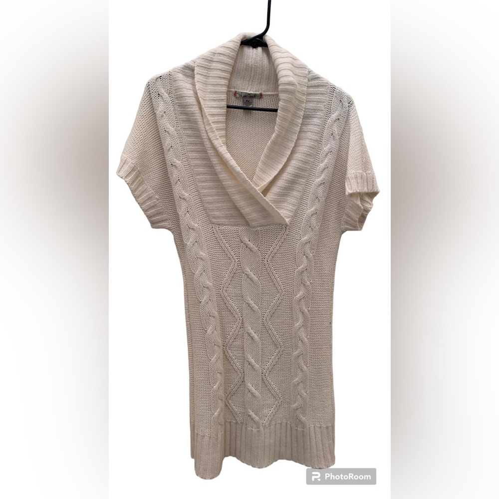 Love Change white short sleeve sweater dress, XL